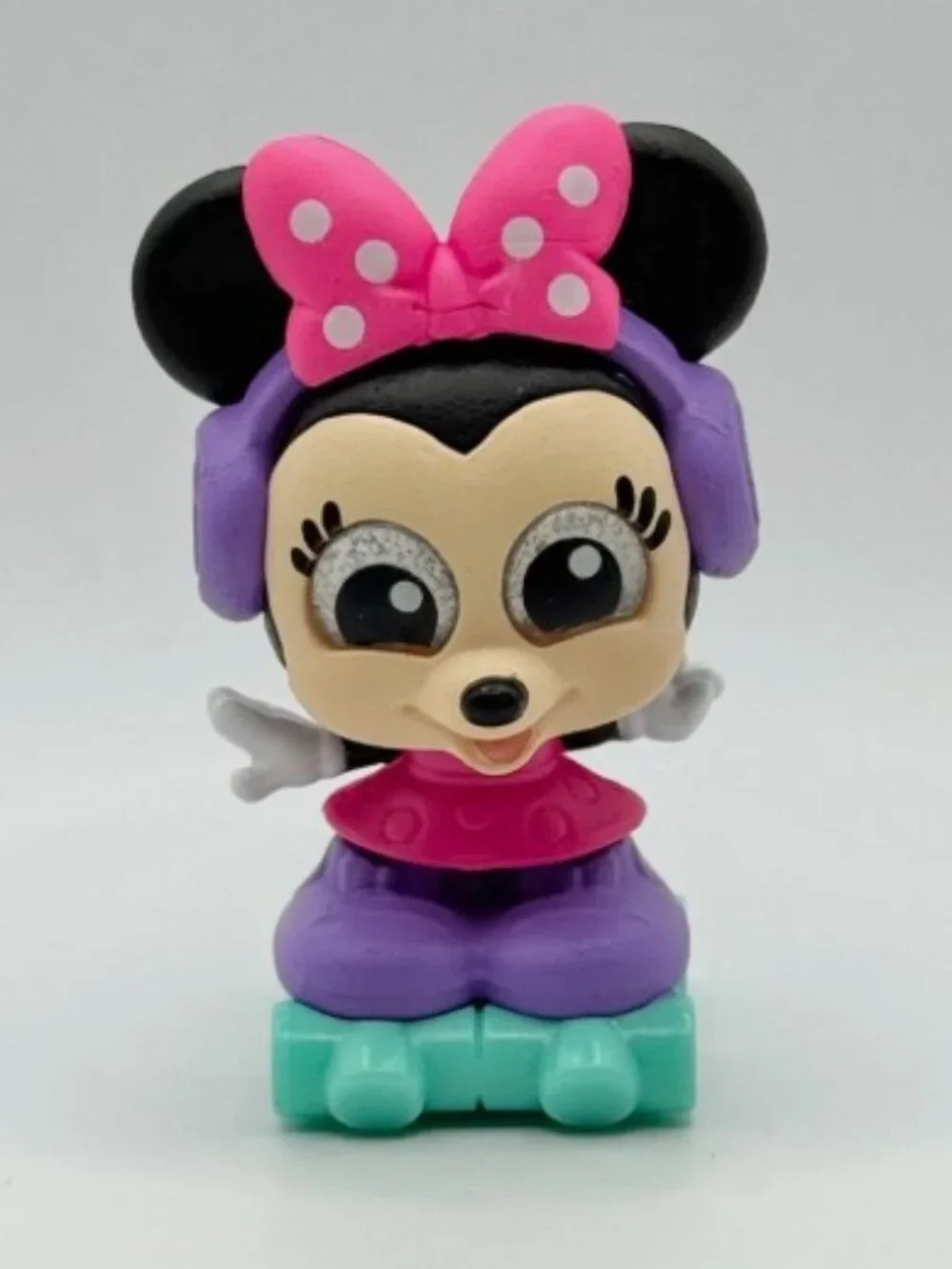SPECIAL EDITION Let's Party Series Skate Party MINNIE Disney Doorables